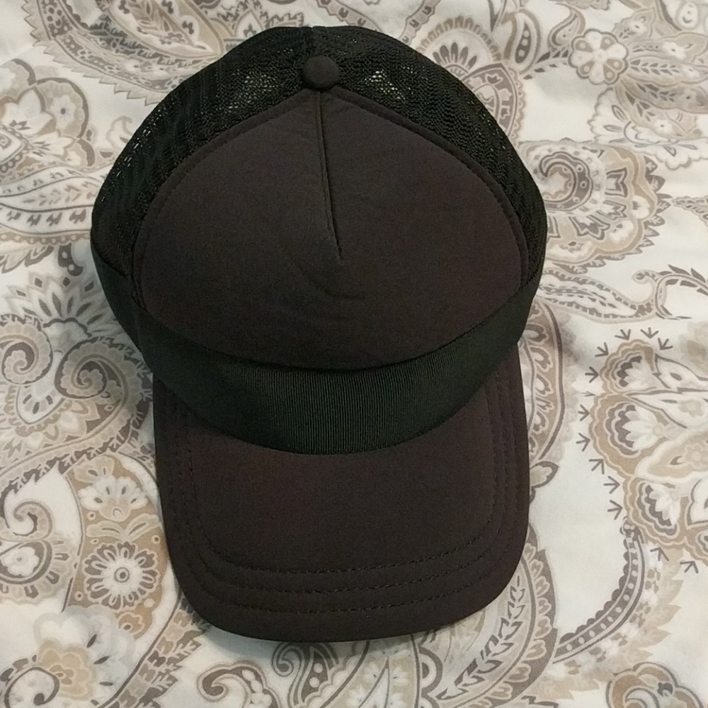 Lululemon What'SUP hat